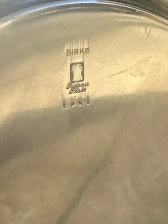 Antique English Silver Plate Biscuit Barrel by Birks Rideau Plate Footed, C.1900 - Picture 13 of 14